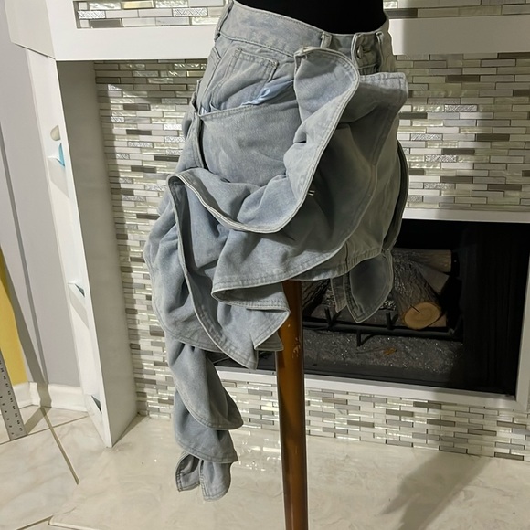 Innovare Denim Eleanor Stylish Denim Ruffle mini Skirt size S - Picture 4 of 11